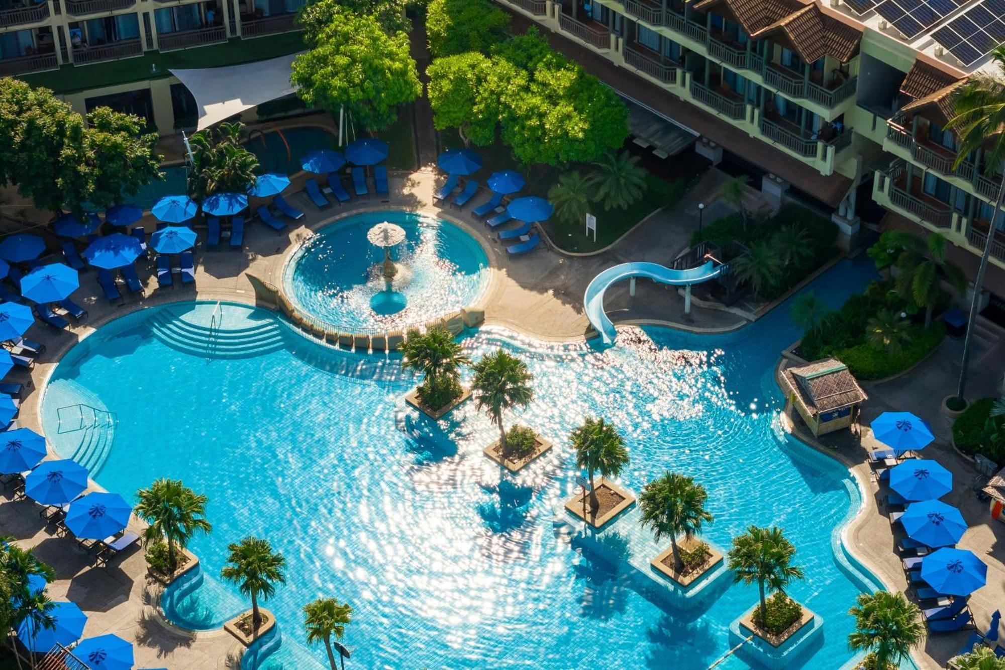 Khu nghỉ mát Phuket Marriott & Spa, Merlin Patong