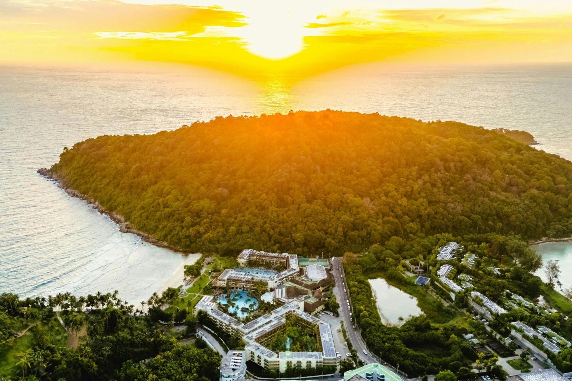 Khu nghỉ mát Phuket Marriott & Spa, Merlin Patong