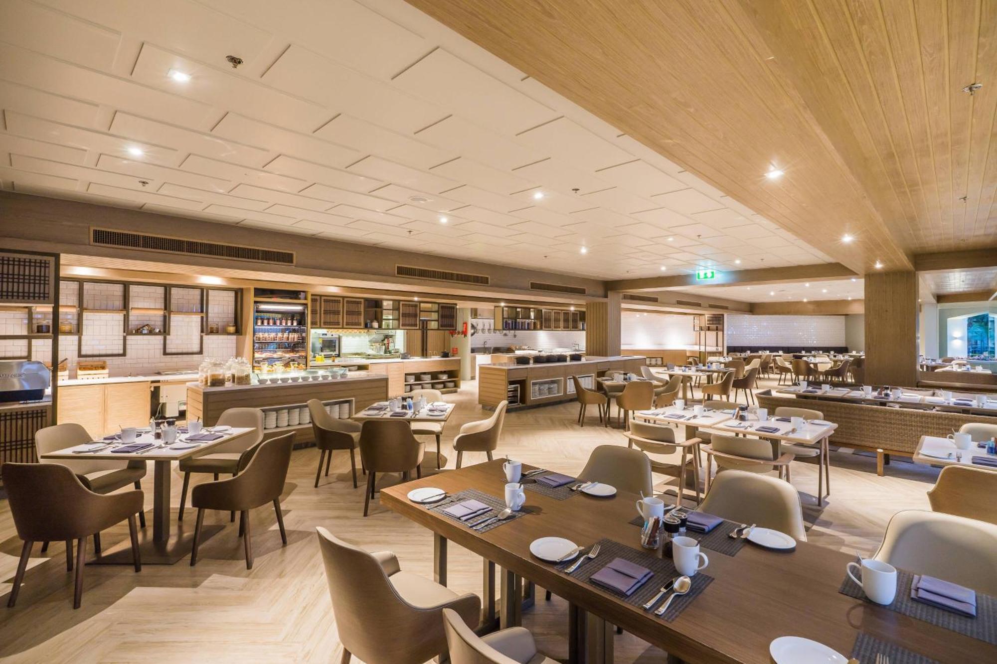 Phuket Marriott Resort&spa, Merlin - Sha Extra Resort 5*